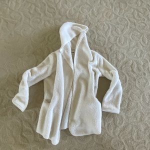 Fluffy cardigan white